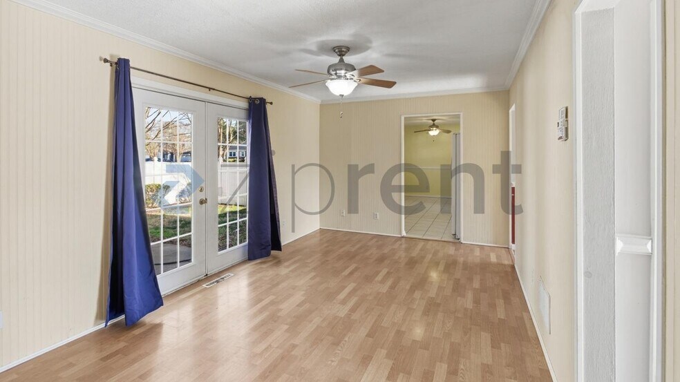 Building Photo - 324 Busher Rd