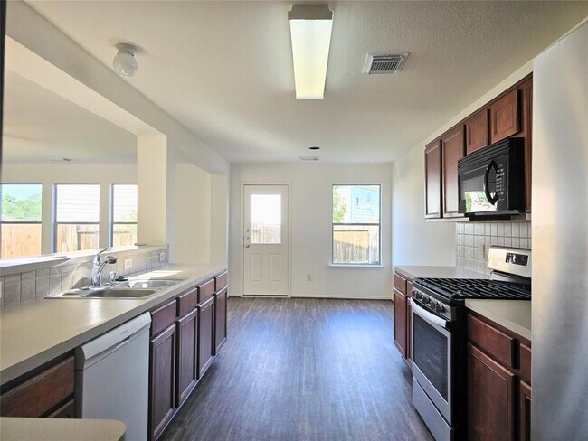 Building Photo - 22911 Twisting Maple Ct