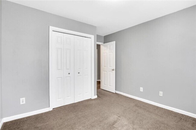 Building Photo - 1411 Cumberland Creek Ln SW