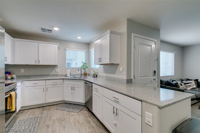 Building Photo - 12349 Golden Wreath Rd