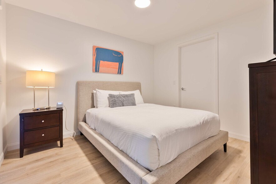 Building Photo - 60 Kilmarnock St