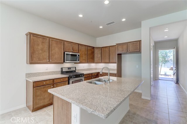 Building Photo - 77 Syrah