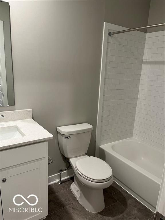 Building Photo - 2052 Rowena Ln