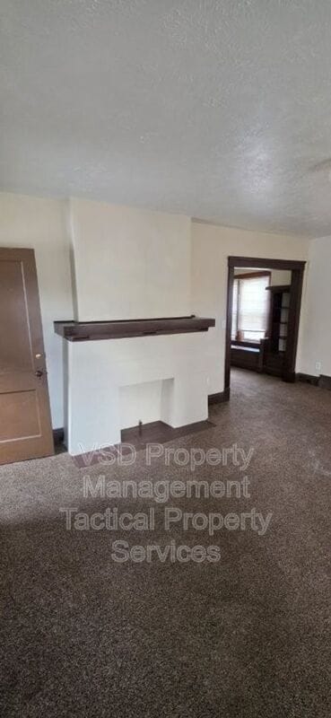 Building Photo - 12819 Edmonton Ave