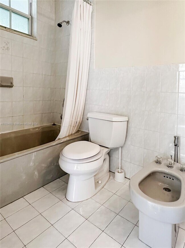 Building Photo - 14133 SW 168th Ln