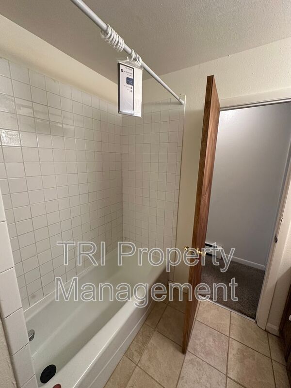 Building Photo - 1304 29th St