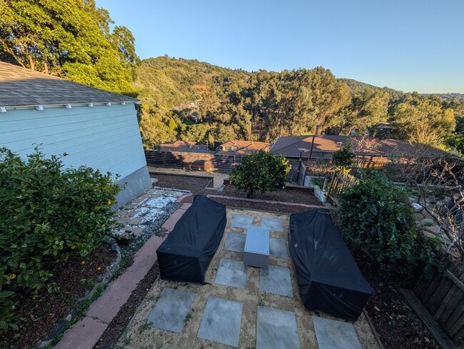 Building Photo - 4532 Reinhardt Dr