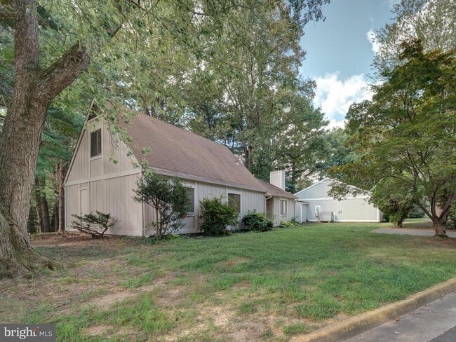Building Photo - 11301 Gatesborough Ln