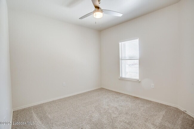Building Photo - 1806 Corpus Ave