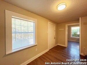 Building Photo - 919 Ripley Ave