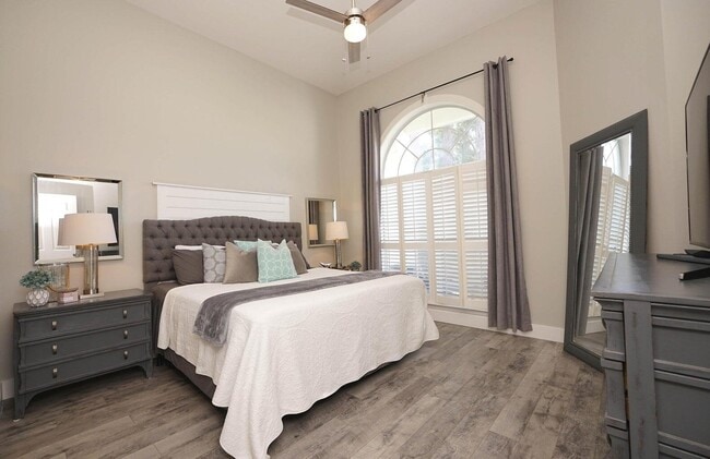 Building Photo - 83 Azure Pl