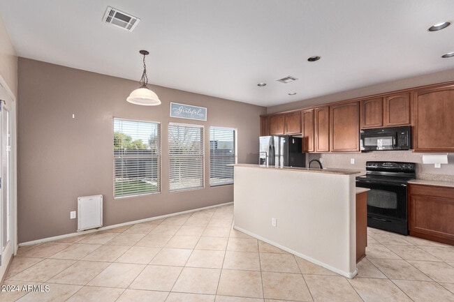 Building Photo - 4937 N 108th Ave