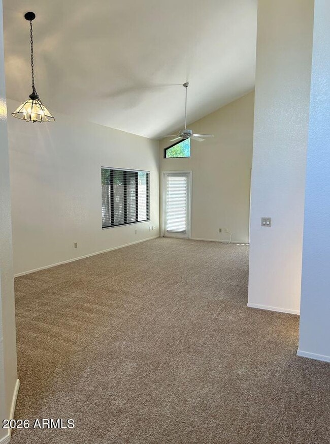 Building Photo - 2363 W Comstock Dr
