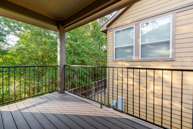 Building Photo - Beautifully Upgraded 3 Bedroom Townhome in The Woodlands Sterling Ridge