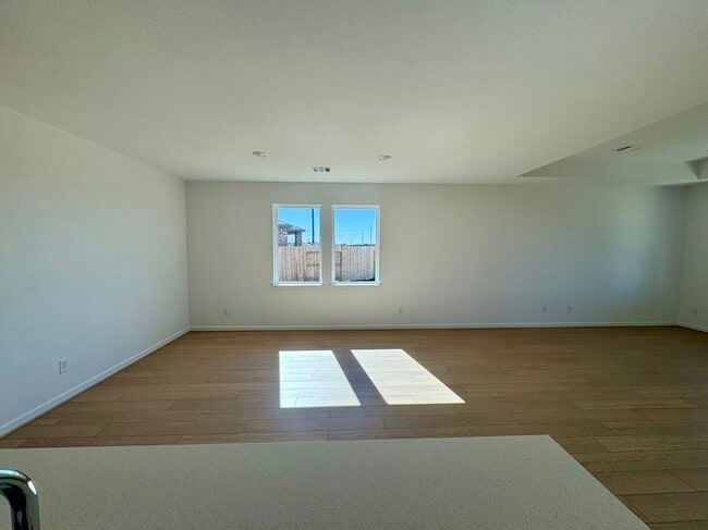 Building Photo - 9743 Lucky knot Ln