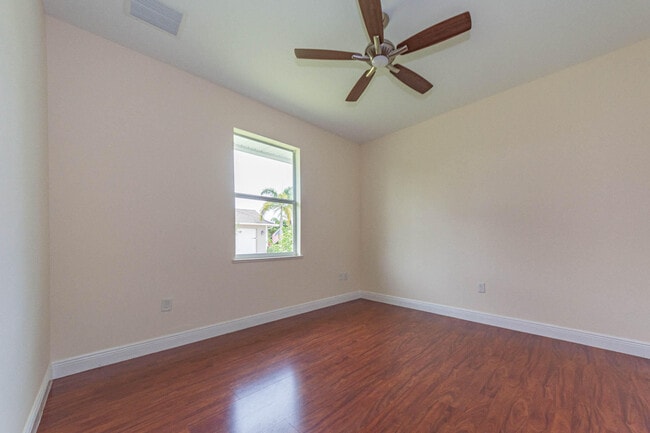 Building Photo - 1578 Eagles Cir