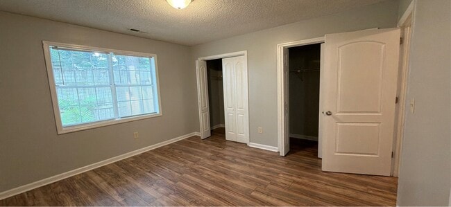 Building Photo - 4303 Chalet Cir NW