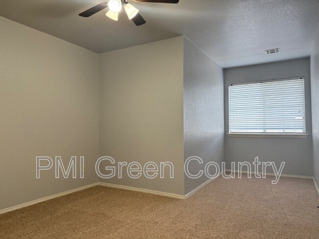 Building Photo - 3710 West 108th Ct S