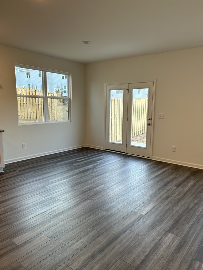 Building Photo - 69 Rydal Wy