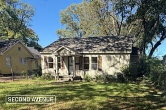 Building Photo - 2610 Lowell Ave