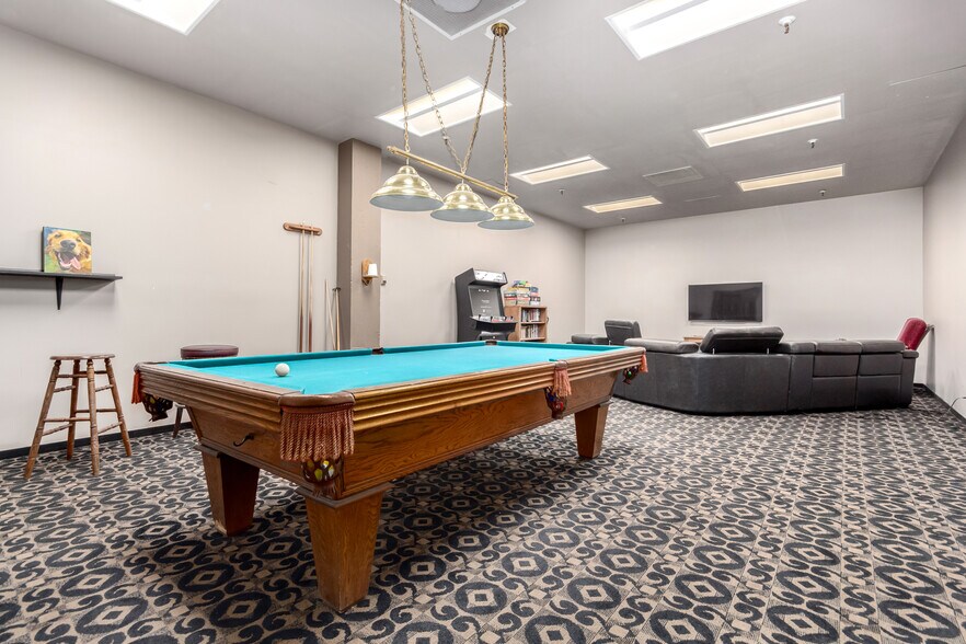 Building Photo - 720 16th St Mall