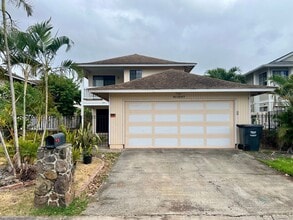 Building Photo - Desirable 3/2/2 2-Story Single Family Residence