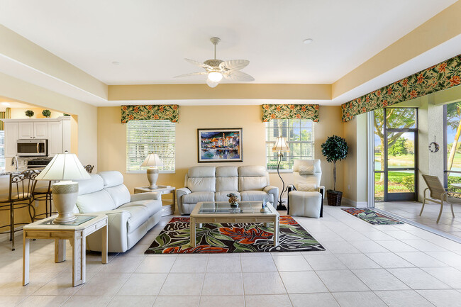 Building Photo - 8609 Champions Point