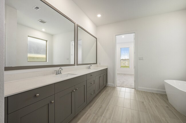 Building Photo - 3210 Blue Grama Bnd