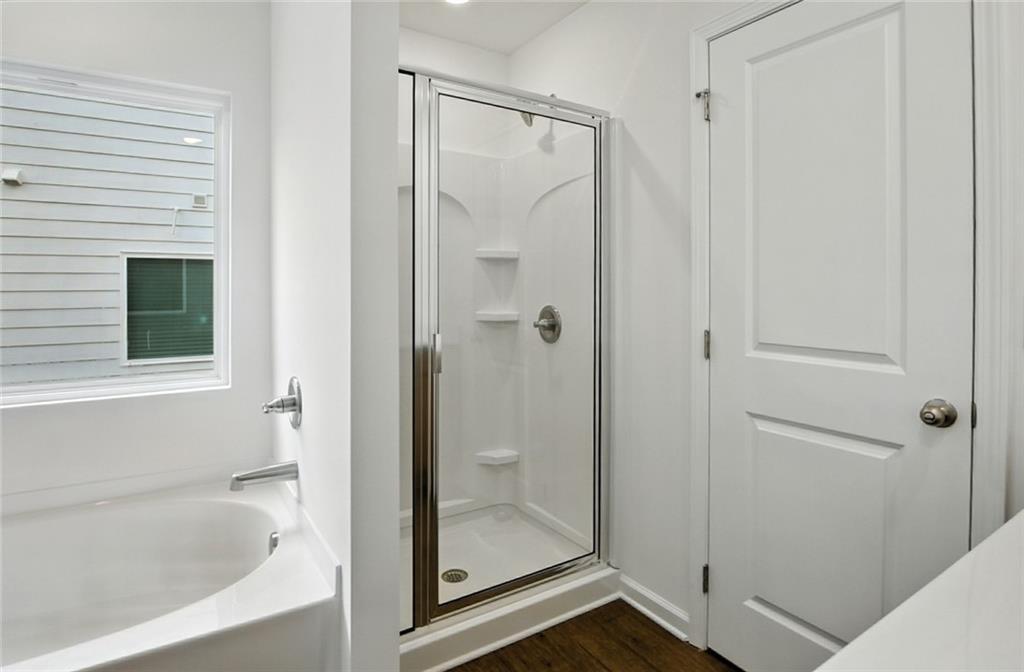 Building Photo - 233 Bloomfield Cir