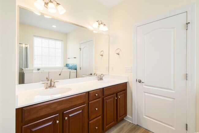 Building Photo - 3284 Saddlewood Cir