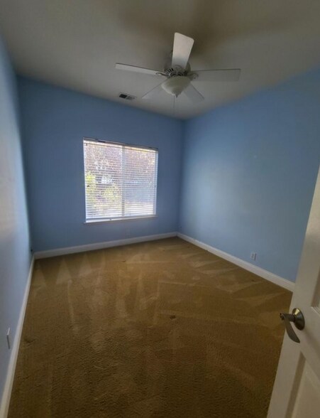 Building Photo - 710 Gia Ct