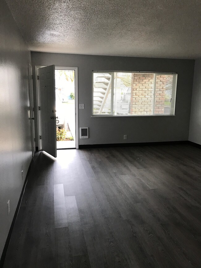 Arlington Apartments 240278 W Arlington St Gladstone OR 97027