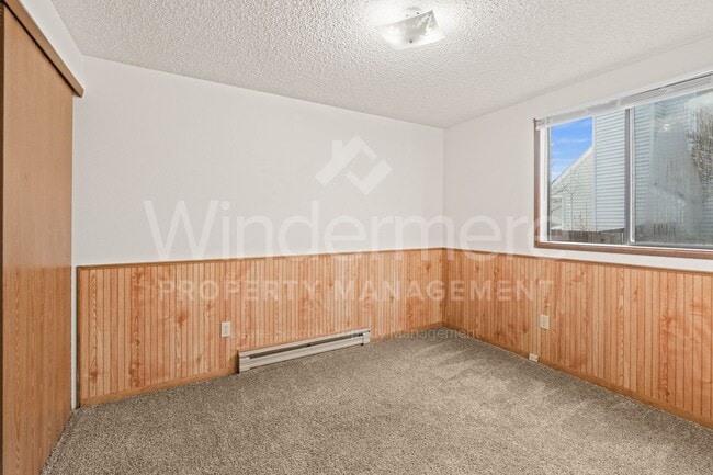 Building Photo - **Half Off first full month special** Fantastic 3-Bedroom Home In Liberty Lake