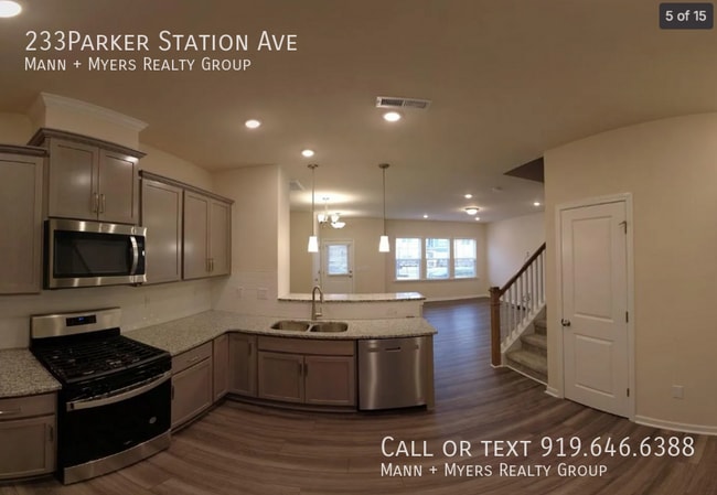 Building Photo - 233Parker Station Ave-