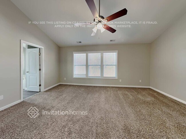 Building Photo - 3117 Groveshire Dr