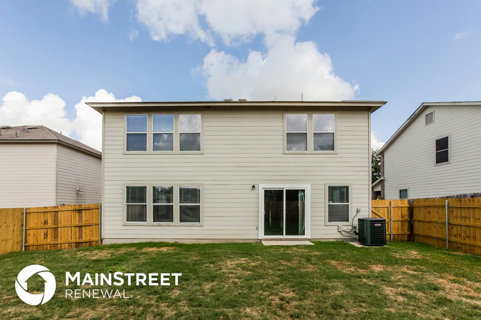 Building Photo - 121 Angus Way