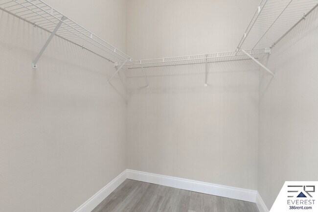 Building Photo - 34 Utrillo Pl