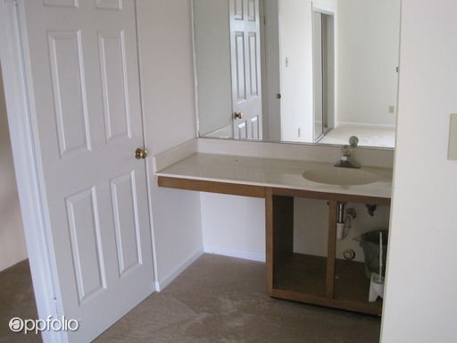 Building Photo - 3607 Essex Pond Quay