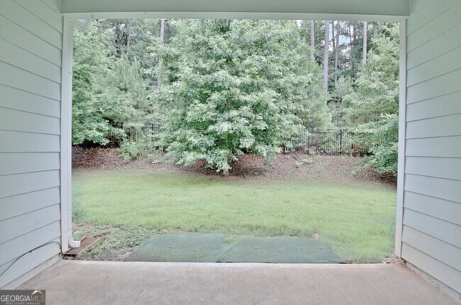 Building Photo - 270 S Ridge