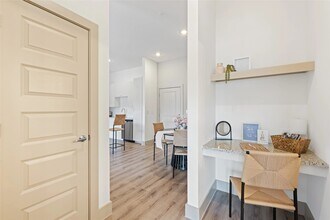 Building Photo - 18210 Park Row Blvd