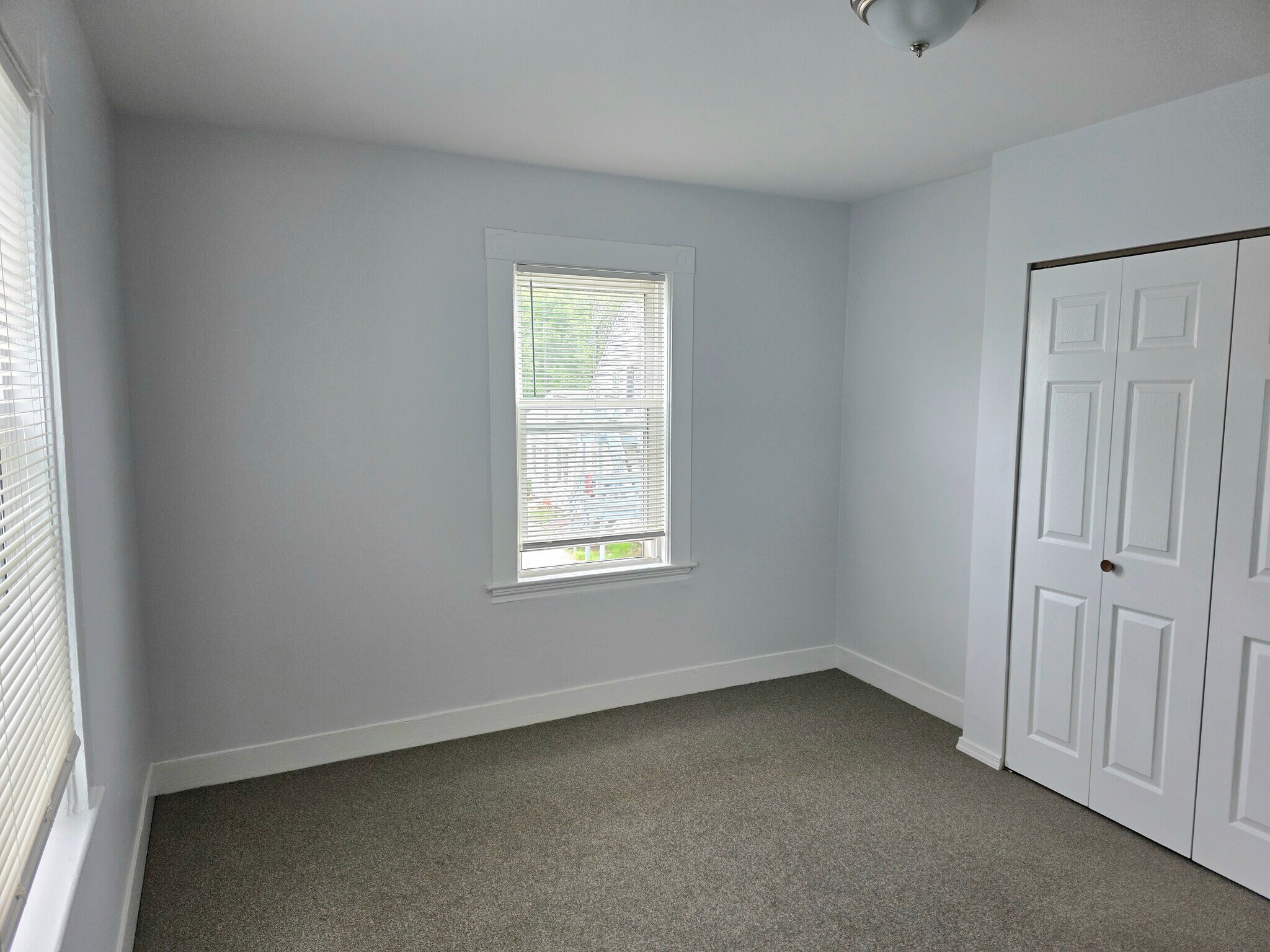 Building Photo - 503 South St