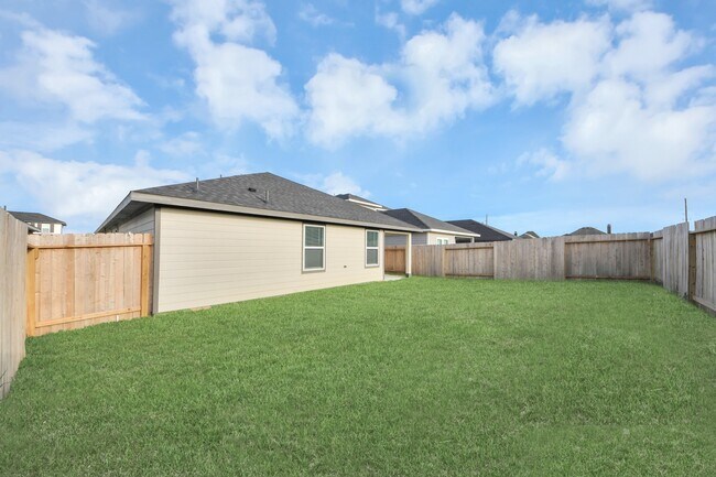Building Photo - 31426 Shawn Ridge Ln