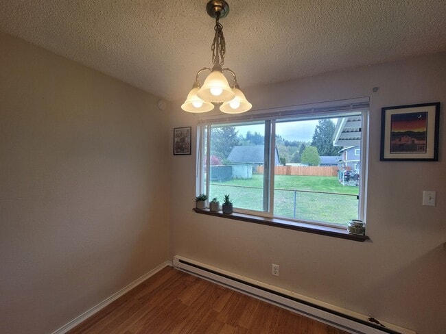 Building Photo - Auburn duplex rambler home for rent -  2 b...
