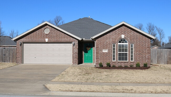Primary Photo - 3876 W Mahogany Dr