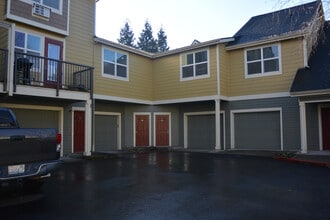Building Photo - 1830 SE Cutter Ln