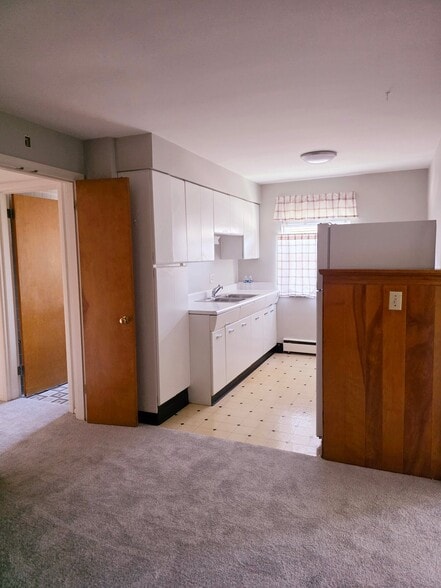 Building Photo - 6512 Hamilton Ave