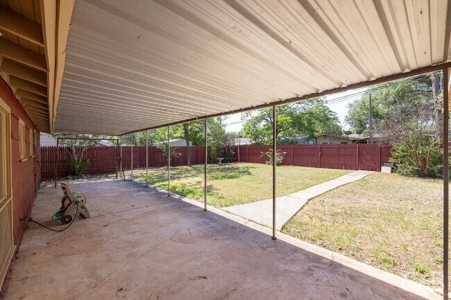 Building Photo - For  Lease
