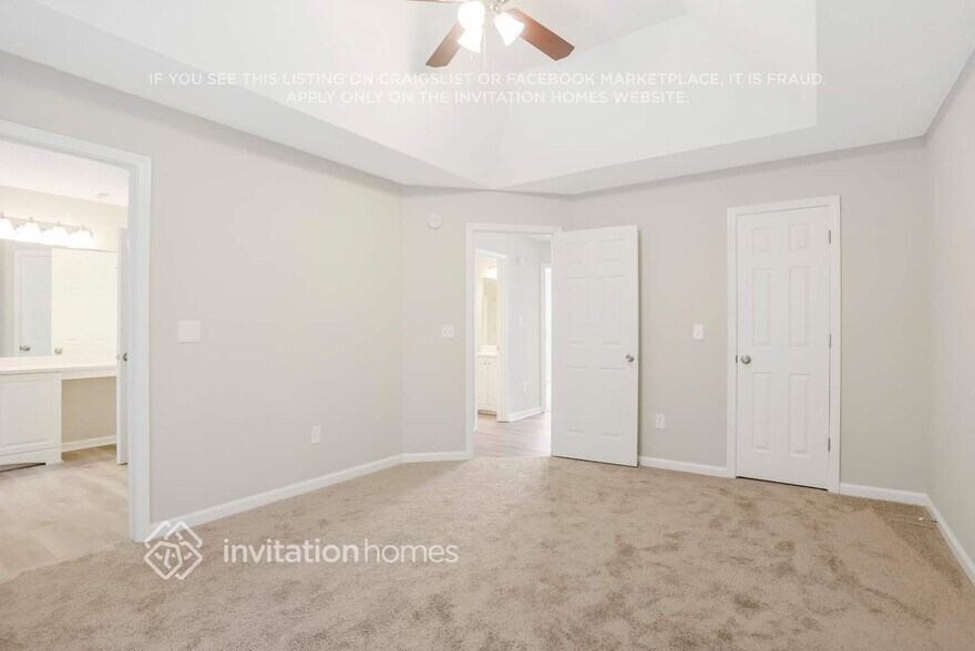 Building Photo - 5301 Sweetsprings Ln SW