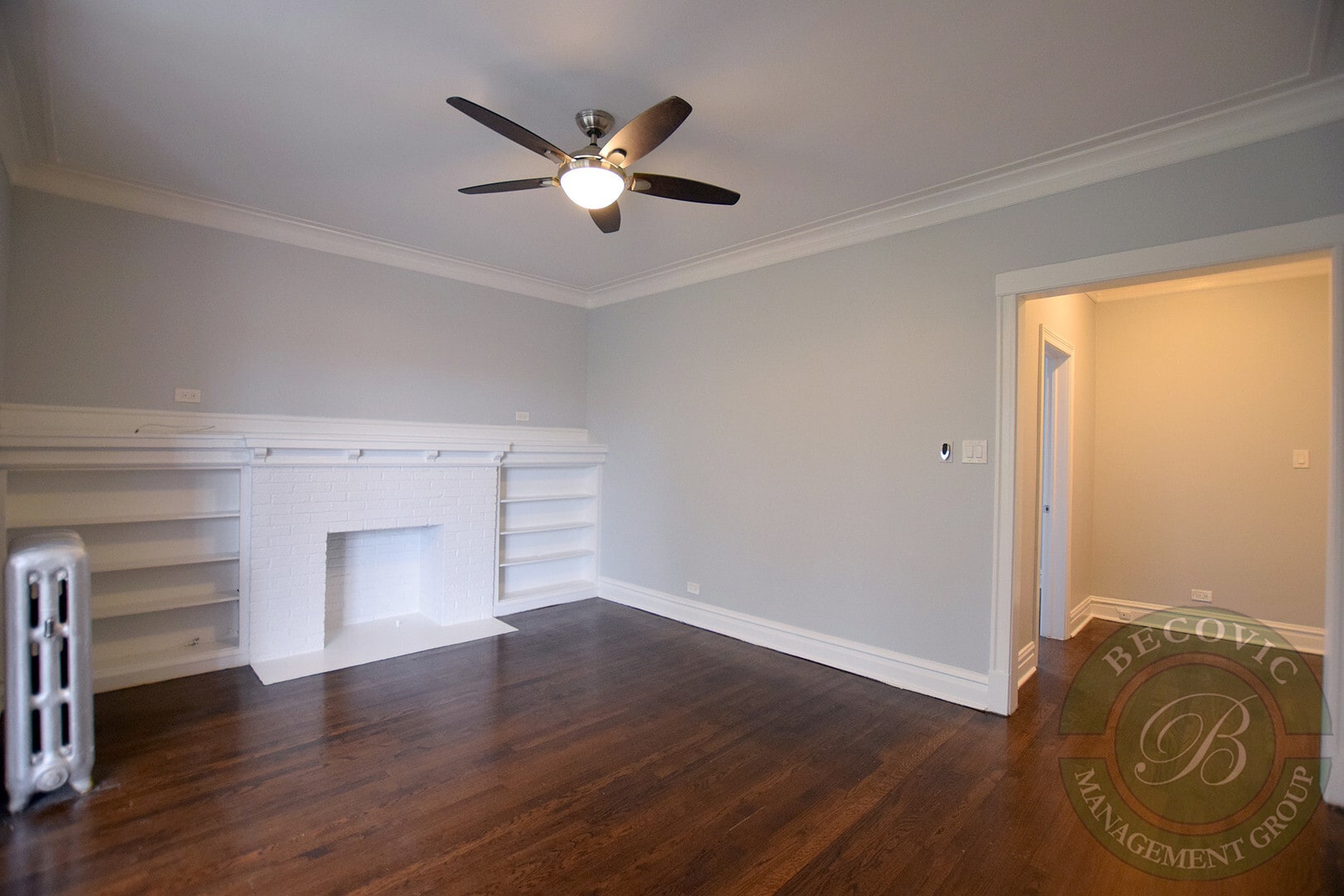 Building Photo - 4707 N Albany Ave