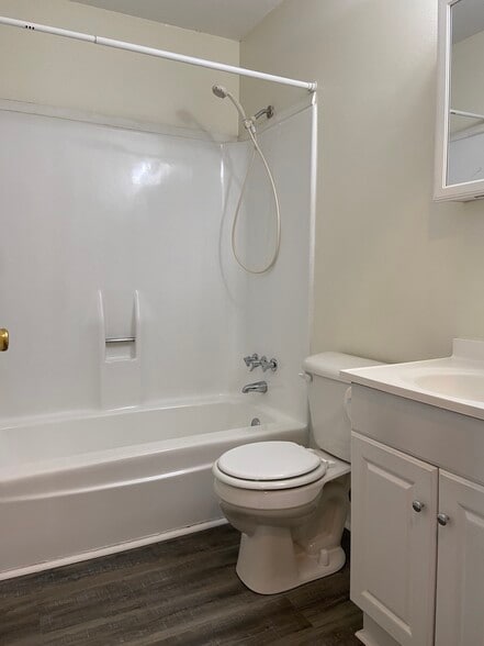 bathroom - 24 White Cir